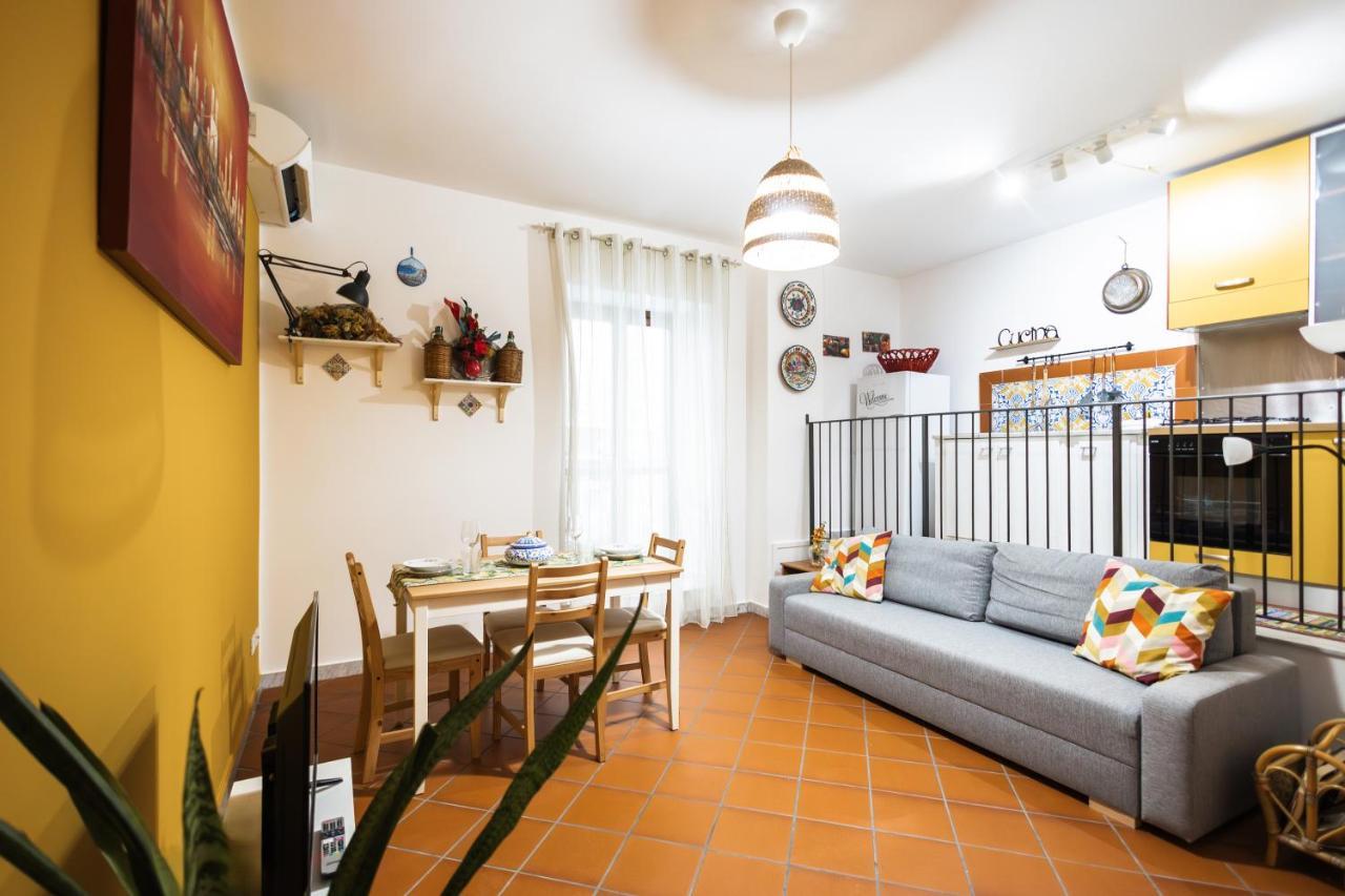 Ferienwohnung Ai Bottonai Casa 23 Palermo Exterior foto